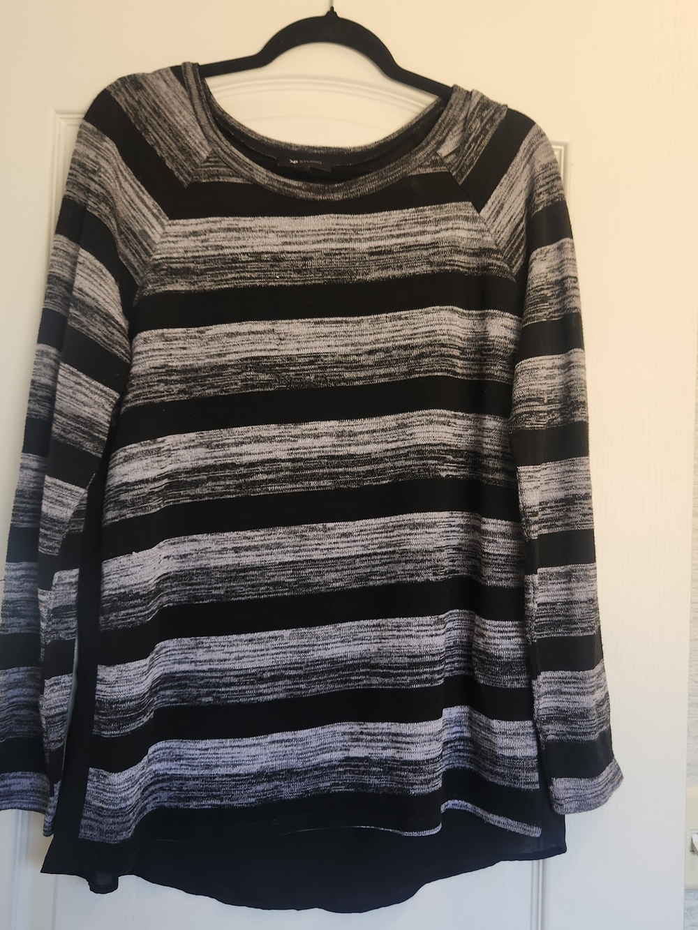 A.B. Studio Striped Black & White Women's Long-Sleeve Top XL Euc